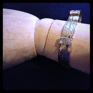Gold Bracelet With Diamond Chips